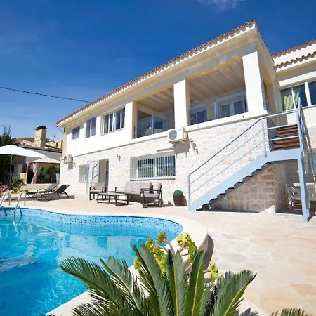 Dreamvilla.1 Apartment